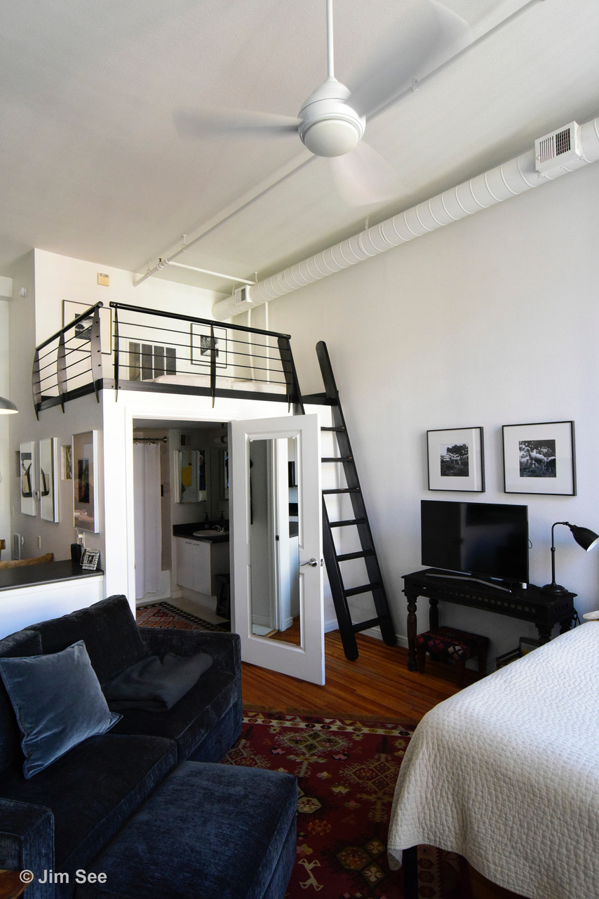 2_DSC6544 Apt Interior